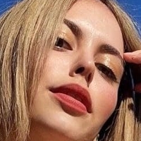 Nadyasonika Naakt