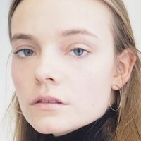 Nimue Smit Naakt