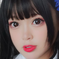 niyeye2019 Naakt