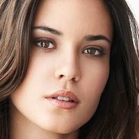 Odette Yustman Naakt