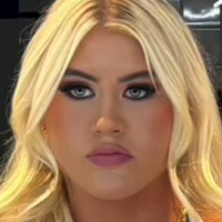 Olena Sadovska Naakt