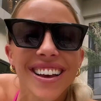 Olivia Harlan Dekker Naakt