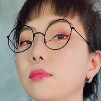 PiercedGummy Naakt