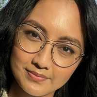 Raine Naakt