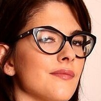 Sara Bell Naakt