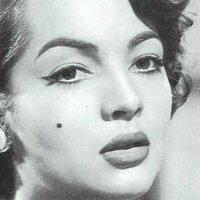 Sara Montiel Naakt