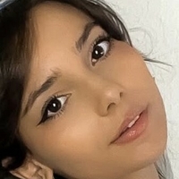 Sara Wolf Naakt