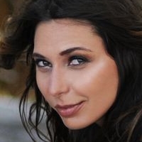 Sarah Altobello Naakt
