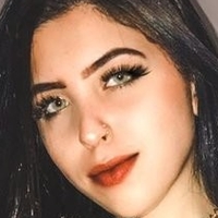 Satti Naakt