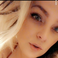 skyemoore Naakt