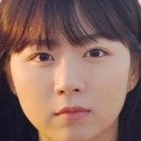 Son Min-ji Naakt