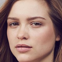 Sophie Cookson Naakt