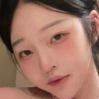 Soyee Milk Naakt