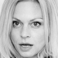 Susanna Simon Naakt