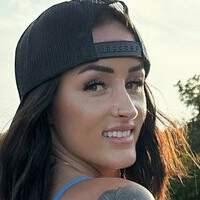 tattedlilbfitxoxovip Naakt