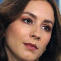 Troian Bellisario Naakt
