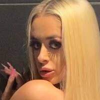 Ukblondebarbie Naakt