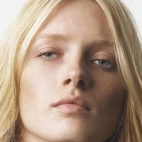 Valerie Avdeyeva Naakt