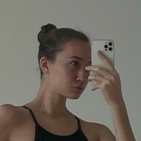 wishudiana Naakt