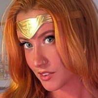 Wonder Woman Cosplay Naakt