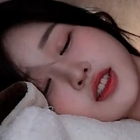 woohankyung Naakt