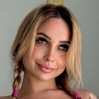 xfreakynikki Naakt