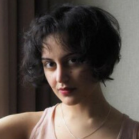 Yasmeena Naakt