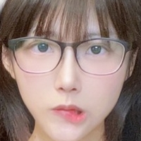 yunalu5211 Naakt