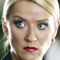 Zoe Lucker Naakt